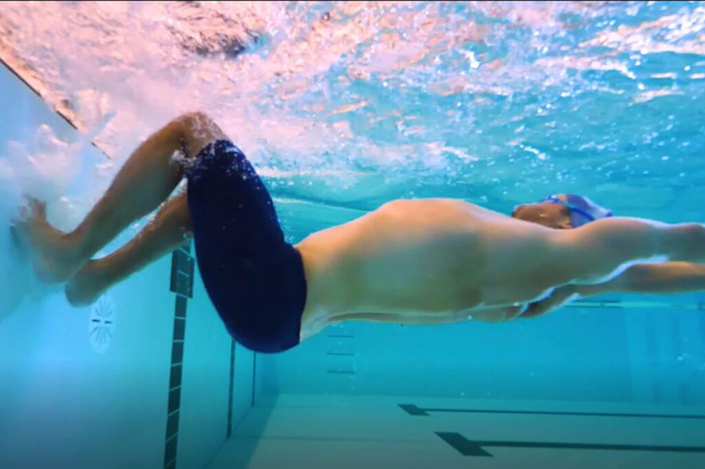 چرخش در شنا | راهنمای کامل برای بهبود تکنیک و سرعت