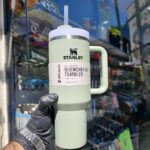 ماگ دستهدار استنلی مدل Quencher H2.0 Tumbler